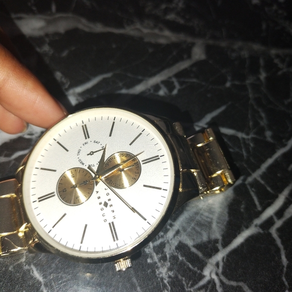 Joseph Abboud Watch - Picture 5 of 5